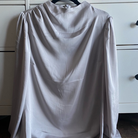 Express blouse. Beautiful 😍 - Picture 1 of 5